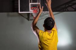 开云体育在线-比赛严格规范，球员训练态度端正