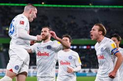 开云体育app-包含沃尔夫斯堡跻身德甲积分榜前列的词条