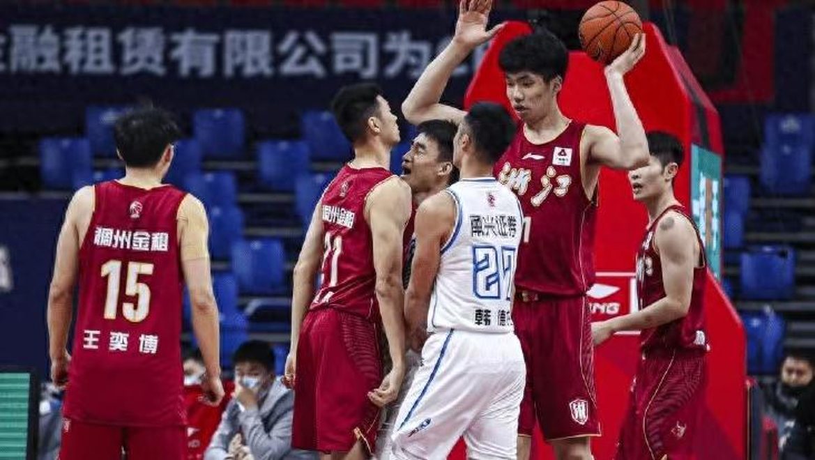包含进攻火力全开，主场大胜提升士气的词条