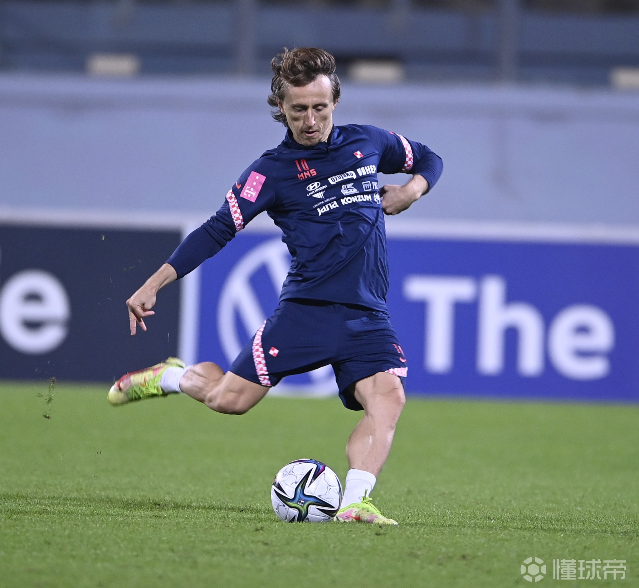 欧洲球队今晚将在场上进行搏杀