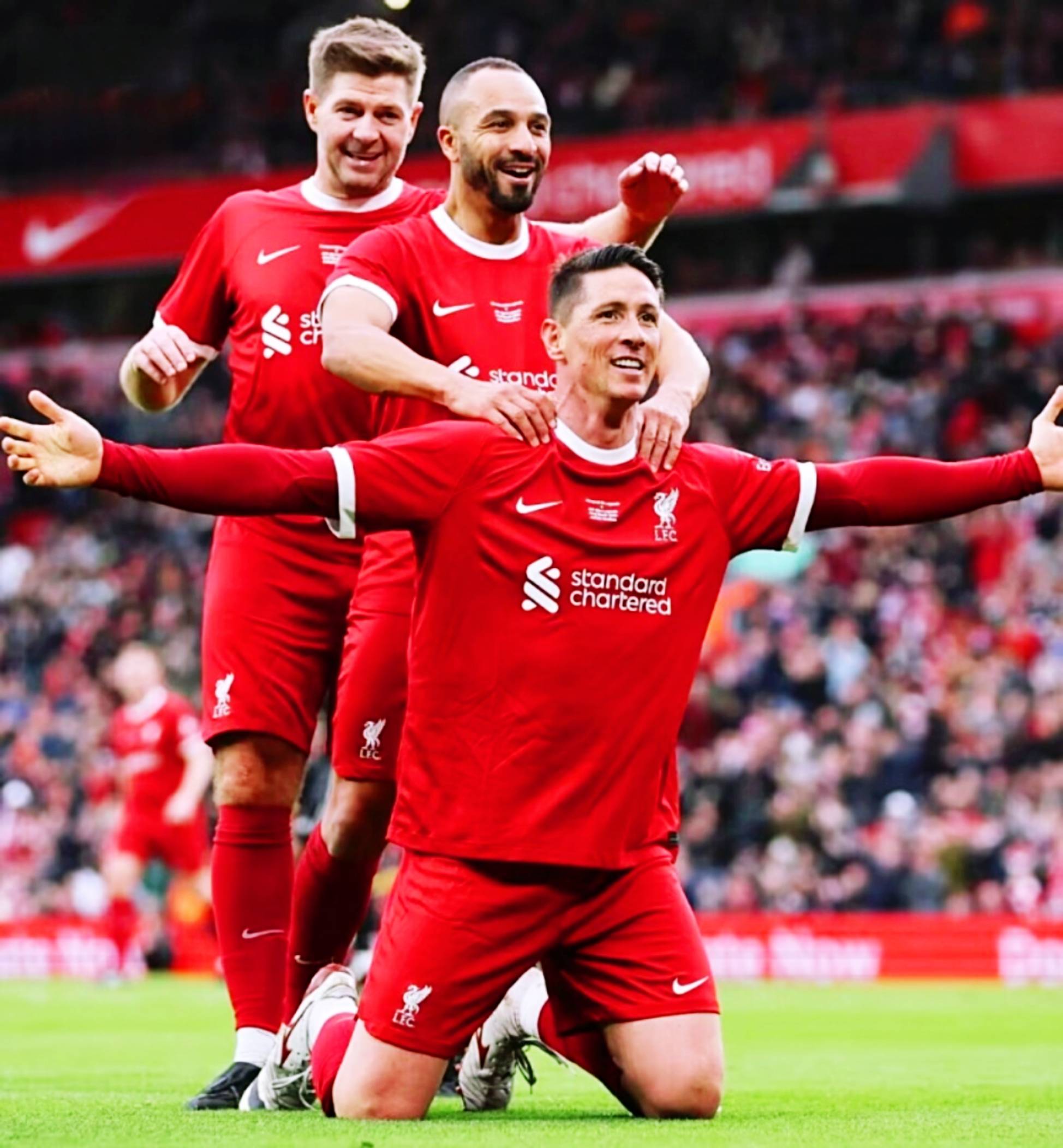 利物浦球员破门得分,帮助球队获胜 利物浦球员破门得分,帮助球队获胜